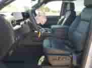 2025 Chevrolet Suburban LT с VIN 1GNS5CRD1SR128495, выставлен на аукционе Copart как лот 66557215 с пробегом 3 681 миль миль и Списание • Salvage title. История ставок и продаж доступна на DreamBid. Изображение 7.