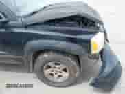 2005 Dodge Dakota SLT with VIN 1D7HW48NX5S140082, listed as a IAAI auction lot 42738619 with 197,603 mi miles and . Bid and sale history available at DreamBid. Image 14.