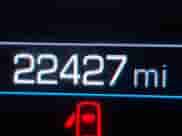 2023 Chevrolet Equinox LS z VIN 3GNAXSEG3PL272628, wystawiony jako IAAI lot #42452143 z przebiegiem 22 427 mil mil oraz . Historia ofert i sprzedaży dostępna na DreamBid. Obrazek 16.