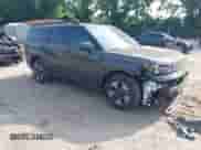 2025 Hyundai Santa Fe SEL z VIN 5NMP24G11SH041836, wystawiony jako IAAI lot #42589190 z przebiegiem 6 520 mil mil oraz . Historia ofert i sprzedaży dostępna na DreamBid. Obrazek 1.