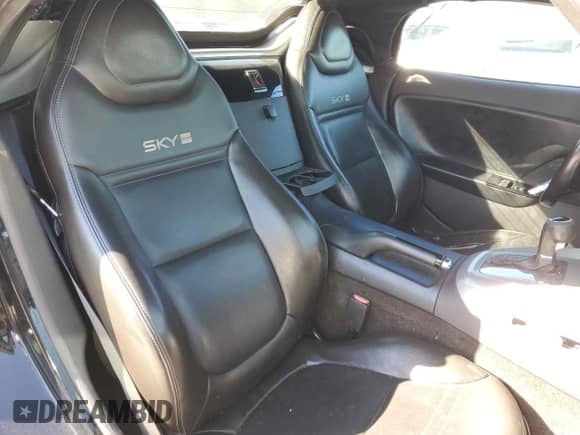 2008 Saturn Sky Red Line with VIN 1G8MF35X88Y123172, listed as a Copart auction lot 77130844 with 164,676 mi miles and Clean title. Bid and sale history available at DreamBid. Image 10.