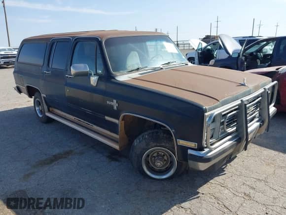 1986 Chevrolet Suburban с VIN 1G8EK16L2GF119497, выставлен на аукционе IAAI как лот 41908319 с пробегом 72 087 миль миль и . История ставок и продаж доступна на DreamBid. Изображение 1.