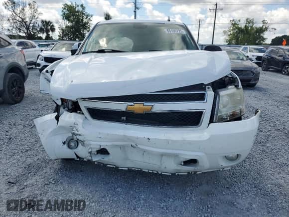 2008 Chevrolet Suburban 3LT z VIN 3GNFK16358G148557, wystawiony jako Copart lot #55100725 z przebiegiem 176 251 mil mil oraz Szkoda całkowita • Salvage title. Historia ofert i sprzedaży dostępna na DreamBid. Obrazek 5.