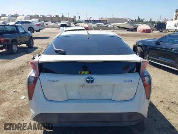 2017 Toyota Prius Two с VIN JTDKBRFU5H3037394, выставлен на аукционе IAAI как лот 43143552 с пробегом 108 509 миль миль и . История ставок и продаж доступна на DreamBid. Изображение 16.