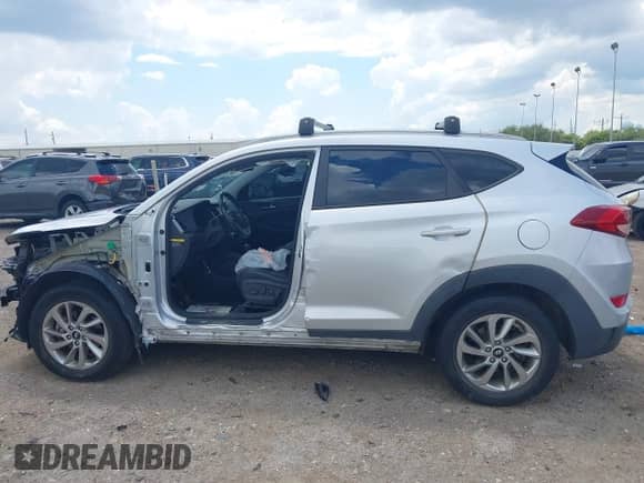 2017 Hyundai Tucson SE с VIN KM8J3CA47HU475398, выставлен на аукционе IAAI как лот 42907586 с пробегом 69 136 миль миль и . История ставок и продаж доступна на DreamBid. Изображение 15.