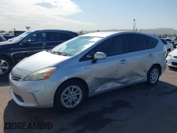 2013 Toyota Prius Two с VIN JTDZN3EU2D3266565, выставлен на аукционе IAAI как лот 43090432 с пробегом 145 546 миль миль и . История ставок и продаж доступна на DreamBid. Изображение 17.