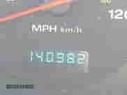 2000 Jeep Grand Cherokee Limited z VIN 1J4GW58N5YC186410, wystawiony jako IAAI lot #42504152 z przebiegiem 140 982 mil mil oraz . Historia ofert i sprzedaży dostępna na DreamBid. Obrazek 7.