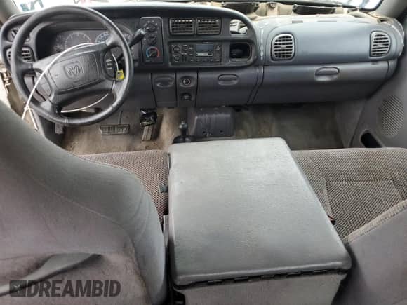 2001 Dodge 1500 с VIN 1B7HF13Z81J606644, выставлен на аукционе Copart как лот 65555535 с пробегом 162 252 миль миль и Списание • Salvage title. История ставок и продаж доступна на DreamBid. Изображение 8.