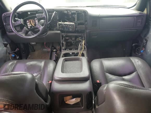2005 Chevrolet Silverado SS с VIN 2GCEK19N751150820, выставлен на аукционе Copart как лот 77775794 с пробегом Не указан миль и Чистый • Clean title. История ставок и продаж доступна на DreamBid. Изображение 8.