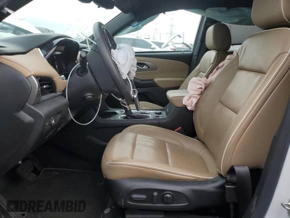 2022 Chevrolet Traverse Premier with VIN 1GNEVKKW6NJ170392, listed as a Copart auction lot 52359565 with 39,390 mi miles and Salvage title. Bid and sale history available at DreamBid. Image 7.