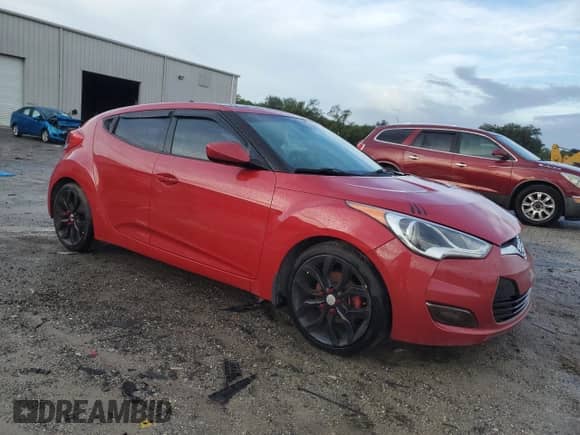 2013 Hyundai Veloster w/Gray Int z VIN KMHTC6AD9DU138767, wystawiony jako Copart lot #85260395 z przebiegiem 176 745 mil mil oraz Szkoda całkowita • Salvage title. Historia ofert i sprzedaży dostępna na DreamBid. Obrazek 4.