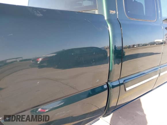 2006 Chevrolet Silverado 1500 LS с VIN 1GCEC19V46Z157794, выставлен на аукционе IAAI как лот 41810119 с пробегом Не указан миль и . История ставок и продаж доступна на DreamBid. Изображение 19.