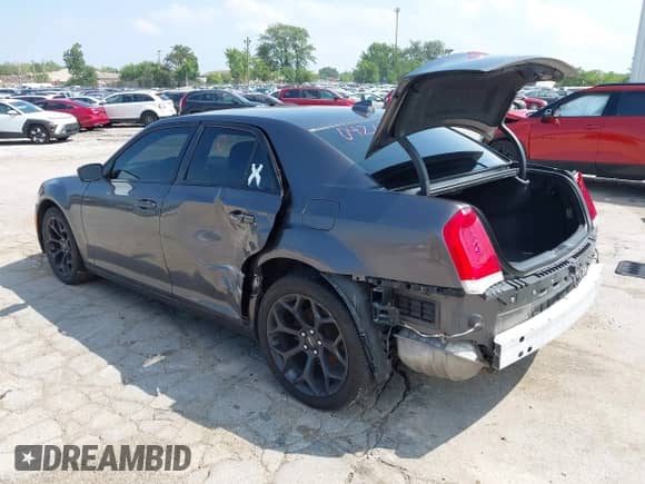 2020 Chrysler 300 Touring L с VIN 2C3CCAAGXLH158842, выставлен на аукционе IAAI как лот 42960426 с пробегом 19 761 миль миль и . История ставок и продаж доступна на DreamBid. Изображение 3.