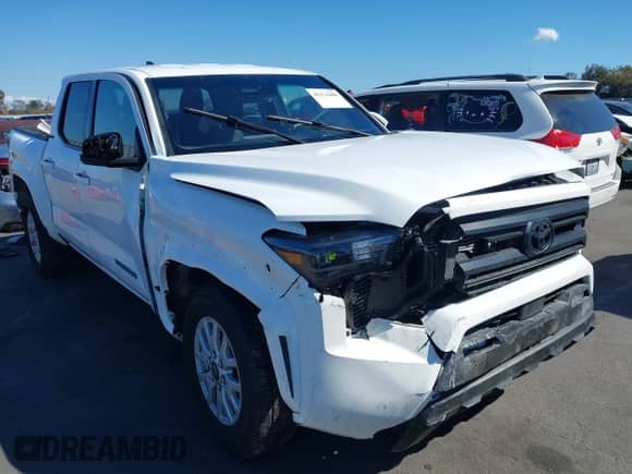 2024 Toyota Tacoma TRD Off Road с VIN 3TMLB5JN5RM057125, выставлен на аукционе IAAI как лот 43274488 с пробегом 22 542 миль миль и . История ставок и продаж доступна на DreamBid. Изображение 1.