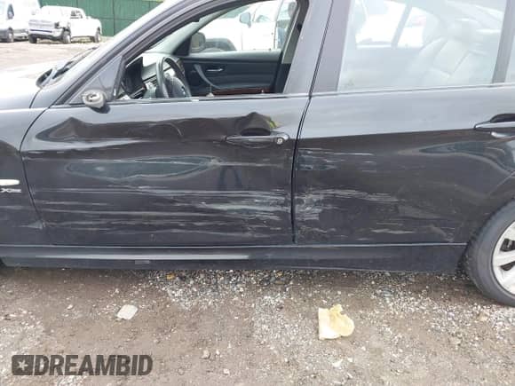 2011 BMW 3 Series 328i xDrive with VIN WBAPK7C55BA821131, listed as a IAAI auction lot 43420047 with 174,848 mi miles and . Bid and sale history available at DreamBid. Image 6.