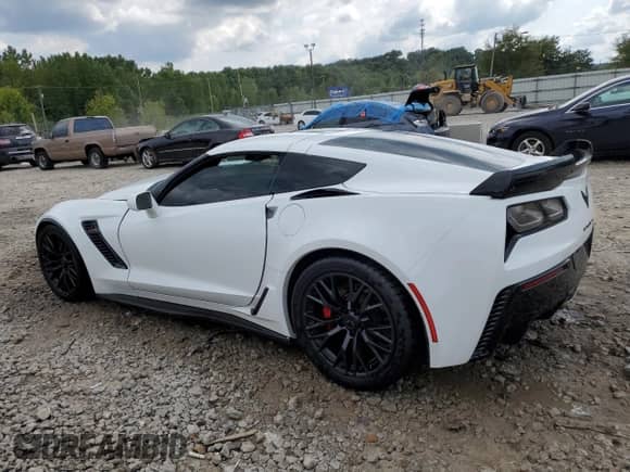 2015 Chevrolet Corvette Z06 2LZ с VIN 1G1YR2D67F5606760, выставлен на аукционе Copart как лот 65966274 с пробегом 37 287 миль миль и На запчасти • Non repairable. История ставок и продаж доступна на DreamBid. Изображение 2.