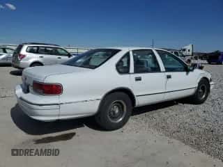 1995 Chevrolet Caprice с VIN 1G1BL52W9SR164322, выставлен на аукционе Copart как лот 48396085 с пробегом 96 452 миль миль и Списание • Salvage title. История ставок и продаж доступна на DreamBid. Изображение 3.