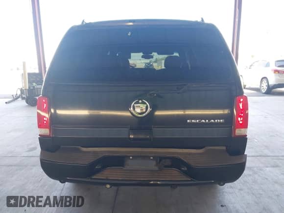 2003 Cadillac Escalade with VIN 1GYEK63N53R189958, listed as a IAAI auction lot 42940278 with 208,338 mi miles and . Bid and sale history available at DreamBid. Image 16.