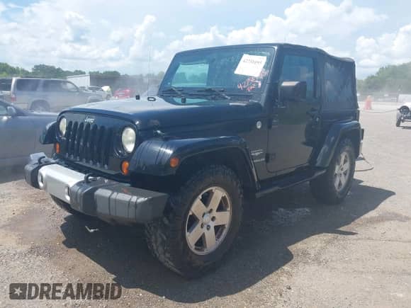2010 Jeep Wrangler Sahara с VIN 1J4AA5D16AL110711, выставлен на аукционе IAAI как лот 42751095 с пробегом 266 079 миль миль и . История ставок и продаж доступна на DreamBid. Изображение 17.