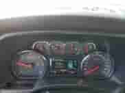 2017 Chevrolet Silverado 1500 LT z VIN 3GCUKREC7HG241595, wystawiony jako Copart lot #69917625 z przebiegiem 128 393 mil mil oraz Szkoda całkowita • Salvage title. Historia ofert i sprzedaży dostępna na DreamBid. Obrazek 9.