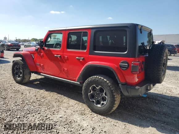 2022 Jeep Wrangler Unlimited Rubicon with VIN 1C4JJXR63NW187448, listed as a Copart auction lot 52911385 with 32,442 mi miles and Salvage title. Bid and sale history available at DreamBid. Image 2.
