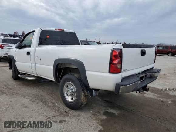 2007 Chevrolet Silverado 2500HD Work Truck z VIN 1GCHC24U57E150220, wystawiony jako Copart lot #82593304 z przebiegiem Nie podano mil oraz Szkoda całkowita • Salvage title. Historia ofert i sprzedaży dostępna na DreamBid. Obrazek 2.