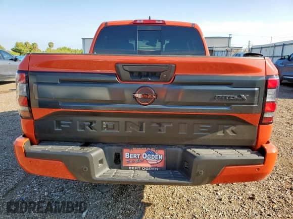 2025 Nissan Frontier Pro-X with VIN 1N6ED1EJ8SN600933, listed as a Copart auction lot 70140155 with 10 mi miles and Salvage title. Bid and sale history available at DreamBid. Image 6.