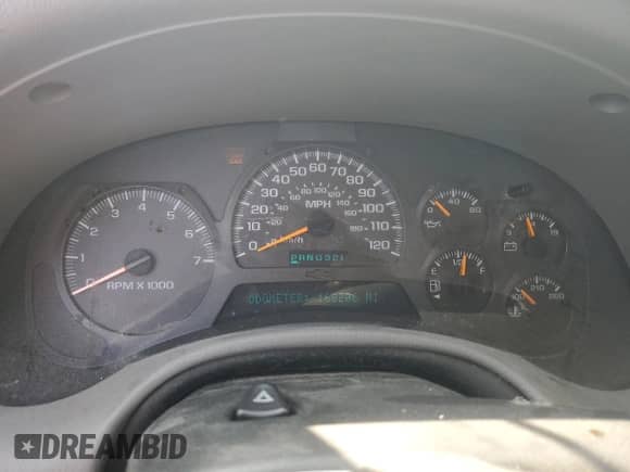 2005 Chevrolet TrailBlazer LS z VIN 1GNDT13S452197656, wystawiony jako Copart lot #69664955 z przebiegiem 166 206 mil mil oraz Szkoda całkowita • Salvage title. Historia ofert i sprzedaży dostępna na DreamBid. Obrazek 9.