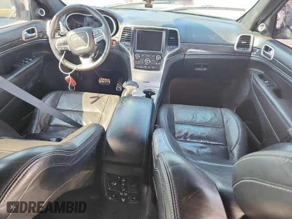 2015 Jeep Grand Cherokee SRT с VIN 1C4RJFDJ8FC639325, выставлен на аукционе Copart как лот 71431745 с пробегом 94 852 миль миль и Списание • Salvage title. История ставок и продаж доступна на DreamBid. Изображение 8.