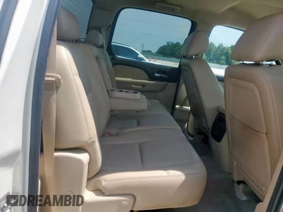 2011 GMC Sierra 1500 Denali with VIN 3GTP1XE2XBG368389, listed as a Copart auction lot 59590585 with 77,792 mi miles and Salvage title. Bid and sale history available at DreamBid. Image 10.