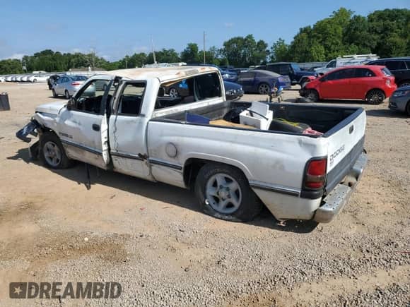 1997 Dodge 1500 with VIN 3B7HC13Y3VG752604, listed as a Copart auction lot 59546135 with 284,804 mi miles and Salvage title. Bid and sale history available at DreamBid. Image 2.