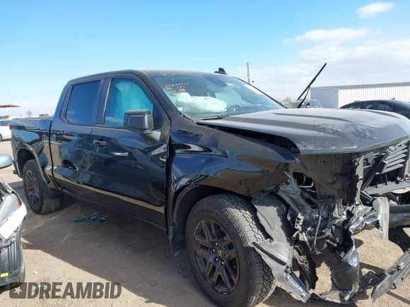 2023 Chevrolet Silverado 1500 RST with VIN 2GCUDEED9P1139850, listed as a IAAI auction lot 41735915 with 25,229 mi miles and . Bid and sale history available at DreamBid. Image 13.