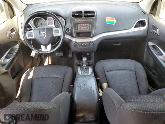 2017 Dodge Journey SXT with VIN 3C4PDDBG2HT505587, listed as a Copart auction lot 68467125 with 100,566 mi miles and Salvage title. Bid and sale history available at DreamBid. Image 8.