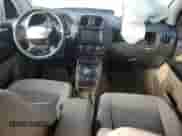 2010 Jeep Compass Latitude с VIN 1J4NF1FB4AD629252, выставлен на аукционе Copart как лот 83090274 с пробегом Не указан миль и Списание • Salvage title. История ставок и продаж доступна на DreamBid. Изображение 8.