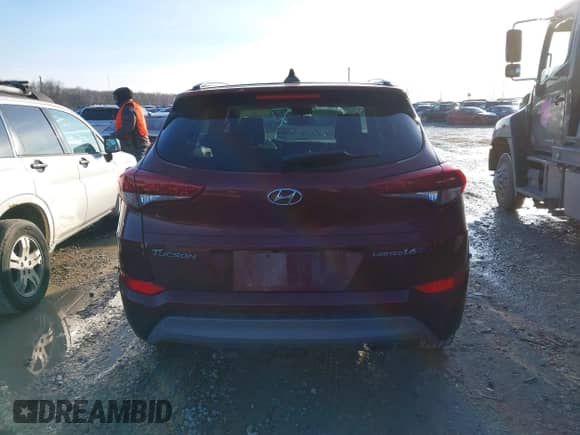 2018 Hyundai Tucson Value с VIN KM8J33A24JU782581, выставлен на аукционе IAAI как лот 41216338 с пробегом 65 966 миль миль и . История ставок и продаж доступна на DreamBid. Изображение 17.