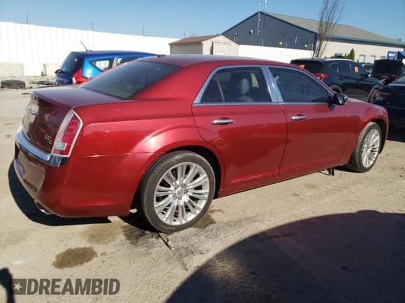 2011 Chrysler 300 C с VIN 2C3CA6CT7BH564640, выставлен на аукционе Copart как лот 70350253 с пробегом 131 271 миль миль и Списание • Salvage title. История ставок и продаж доступна на DreamBid. Изображение 3.