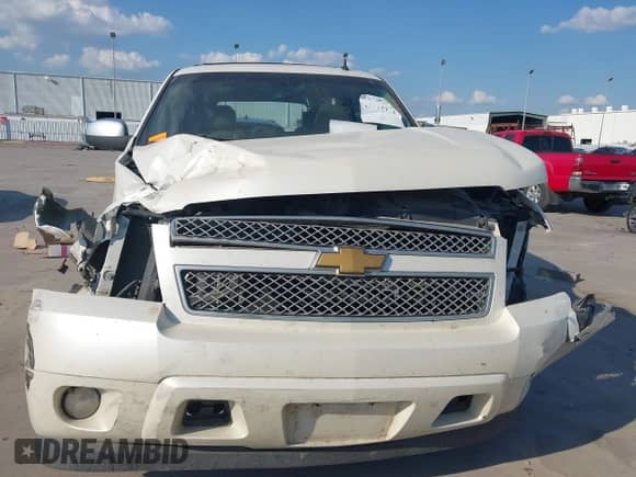 2010 Chevrolet Tahoe LTZ с VIN 1GNUCCE0XAR195113, выставлен на аукционе IAAI как лот 43344971 с пробегом 236 954 миль миль и . История ставок и продаж доступна на DreamBid. Изображение 12.