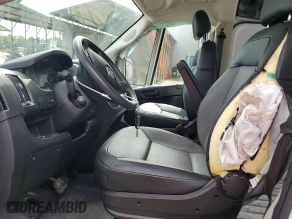 2021 Ram ProMaster Cargo z VIN 3C6LRVAG6ME568432, wystawiony jako Copart lot #64791794 z przebiegiem 88 092 mil mil oraz Szkoda całkowita • Salvage title. Historia ofert i sprzedaży dostępna na DreamBid. Obrazek 7.