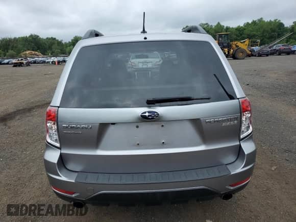 2011 Subaru Forester X Limited z VIN JF2SHAFC9BH714983, wystawiony jako Copart lot #64743385 z przebiegiem 83 771 mil mil oraz Szkoda całkowita • Salvage title. Historia ofert i sprzedaży dostępna na DreamBid. Obrazek 6.