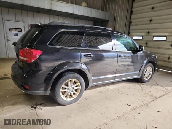 2017 Dodge Journey SXT with VIN 3C4PDDBGXHT512819, listed as a Copart auction lot 82601535 with 109,243 mi miles and Clean title. Bid and sale history available at DreamBid. Image 3.