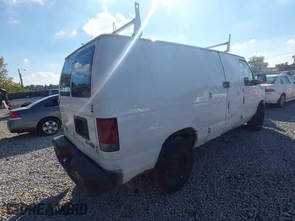 2012 Ford Econoline Cargo Recreational with VIN 1FTNE2EW2CDA95092, listed as a IAAI auction lot 43455302 with 270,761 mi miles and . Bid and sale history available at DreamBid. Image 4.
