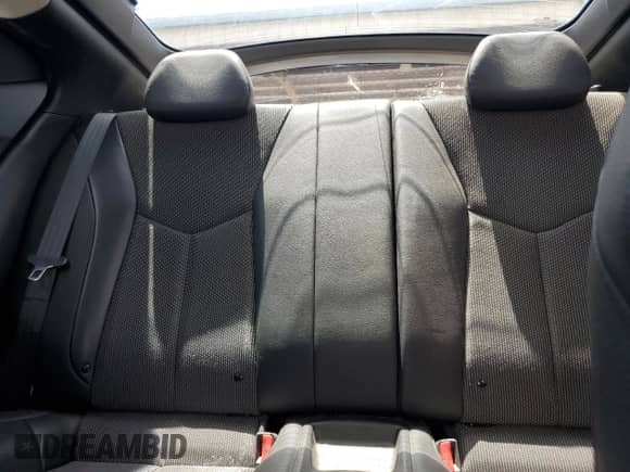 2012 Hyundai Veloster w/Black Int z VIN KMHTC6AD2CU032661, wystawiony jako Copart lot #64272815 z przebiegiem 71 216 mil mil oraz Szkoda całkowita • Salvage title. Historia ofert i sprzedaży dostępna na DreamBid. Obrazek 10.