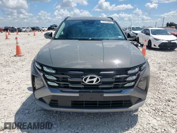 2025 Hyundai Tucson SEL Convenience with VIN 5NMJC3DE7SH522369, listed as a Copart auction lot 67848085 with 2,729 mi miles and Salvage title. Bid and sale history available at DreamBid. Image 5.