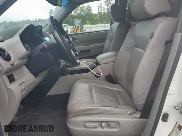 2010 Honda Pilot Touring with VIN 5FNYF4H82AB029490, listed as a Copart auction lot 67353785 with 205,064 mi miles and Salvage title. Bid and sale history available at DreamBid. Image 7.