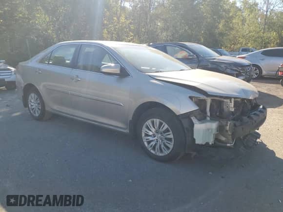 2014 Toyota Camry LE with VIN 4T1BF1FK9EU350132, listed as a Copart auction lot 84403685 with 254,033 mi miles and Clean title. Bid and sale history available at DreamBid. Image 4.