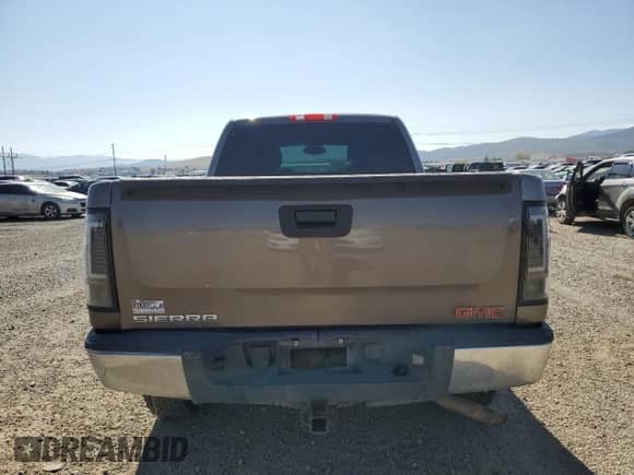 2013 GMC Sierra 1500 SL с VIN 1GTR2UEA7DZ161117, выставлен на аукционе Copart как лот 81020835 с пробегом 209 635 миль миль и Чистый • Clean title. История ставок и продаж доступна на DreamBid. Изображение 6.