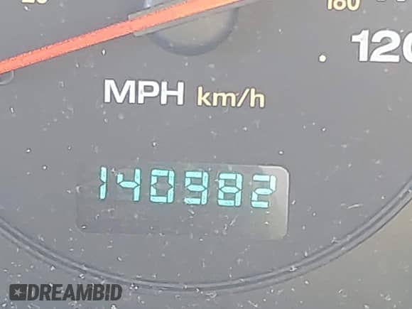 2000 Jeep Grand Cherokee Limited z VIN 1J4GW58N5YC186410, wystawiony jako IAAI lot #42504152 z przebiegiem 140 982 mil mil oraz . Historia ofert i sprzedaży dostępna na DreamBid. Obrazek 7.