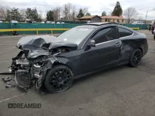2013 Mercedes-Benz C 350 z VIN WDDGJ8JB6DG024736, wystawiony jako Copart lot #50978045 z przebiegiem Nie podano mil oraz Szkoda całkowita • Salvage title. Historia ofert i sprzedaży dostępna na DreamBid. Obrazek 1.