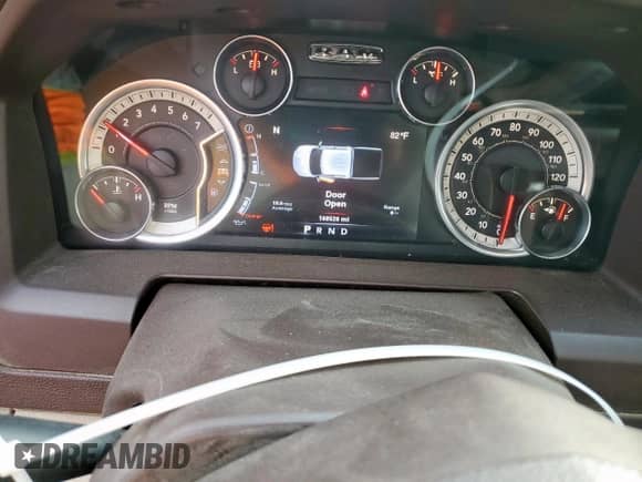 2014 Ram 1500 Big Horn z VIN 1C6RR7LT8ES300464, wystawiony jako Copart lot #71429365 z przebiegiem 168 526 mil mil oraz Szkoda całkowita • Salvage title. Historia ofert i sprzedaży dostępna na DreamBid. Obrazek 9.