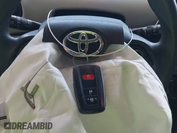 2019 Toyota Prius LE с VIN JTDL9RFU5K3002989, выставлен на аукционе IAAI как лот 42393279 с пробегом 266 115 миль миль и . История ставок и продаж доступна на DreamBid. Изображение 11.